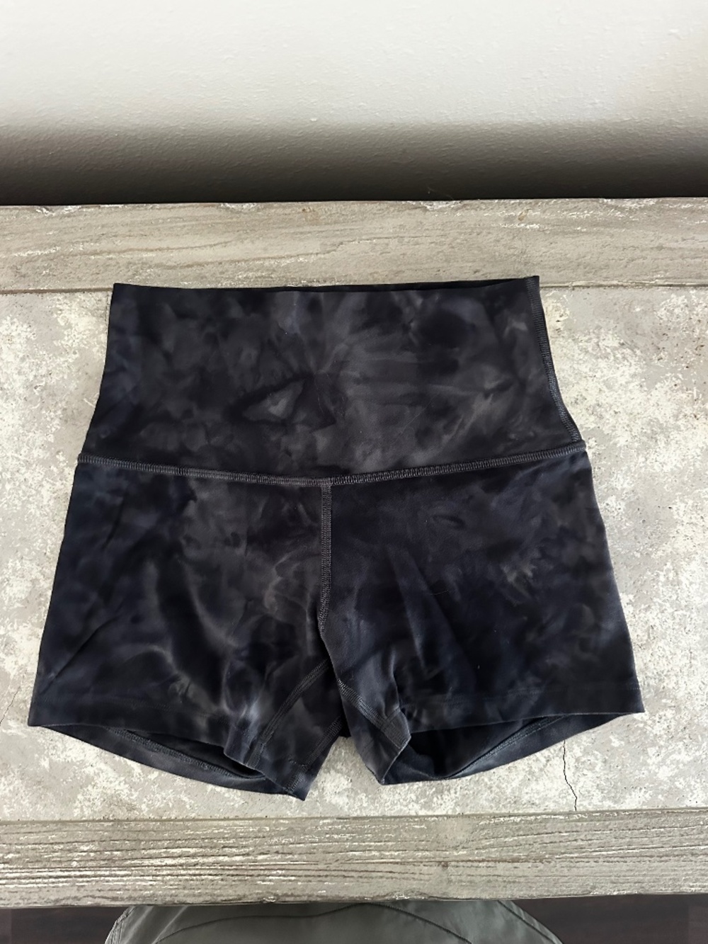Lululemon Align High-Rise Short 3" inseam Graphite Grey Size 4